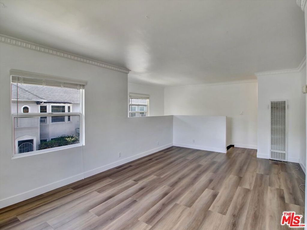 Image 28 of property listing at 3663 S Victoria Avenue, Los Angeles, CA 90016