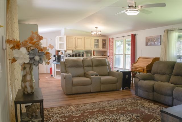 214 E Dobkins, Dublin, TX 76446