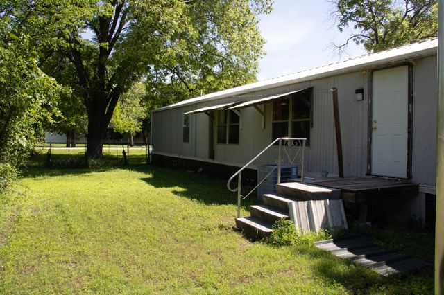 214 E Dobkins, Dublin, TX 76446