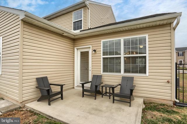 2629 BROWNSTONE DR, Dover, PA 17315