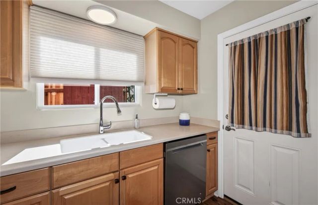 48 N Center Street, Redlands, CA 92373