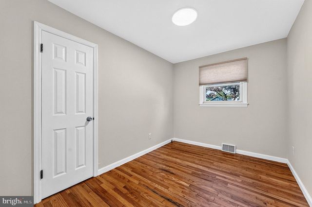 217 E 4TH ST, Florence, NJ 08518