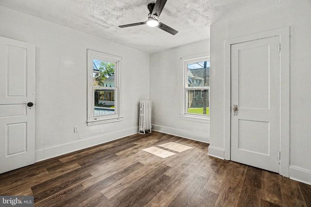 28 N 4TH ST, Halifax, PA 17032