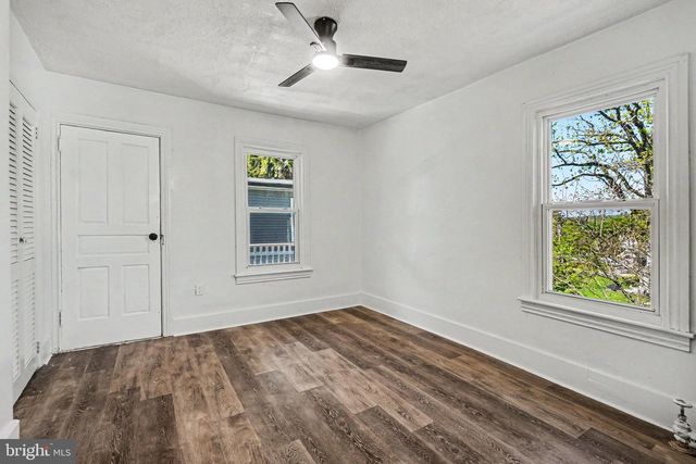 28 N 4TH ST, Halifax, PA 17032