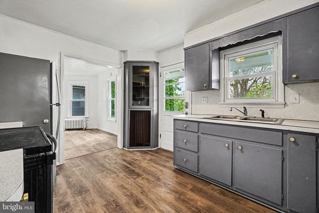 28 N 4TH ST, Halifax, PA 17032