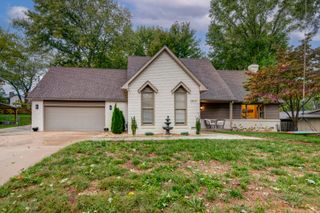 2517 South Camber Avenue, Springfield, MO 65809