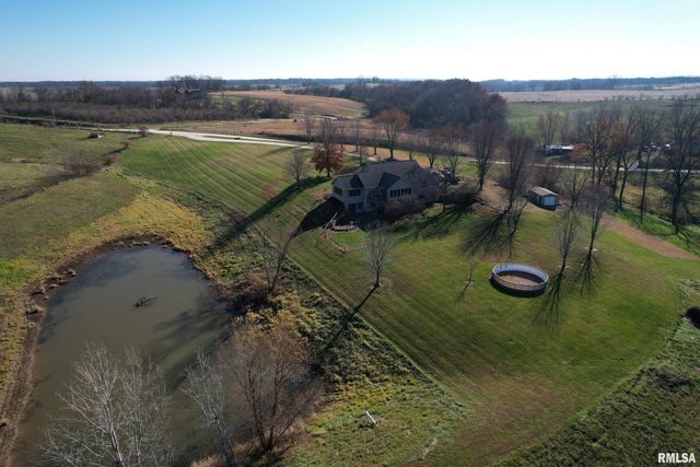 24080 287th Avenue, Barry, IL 62312