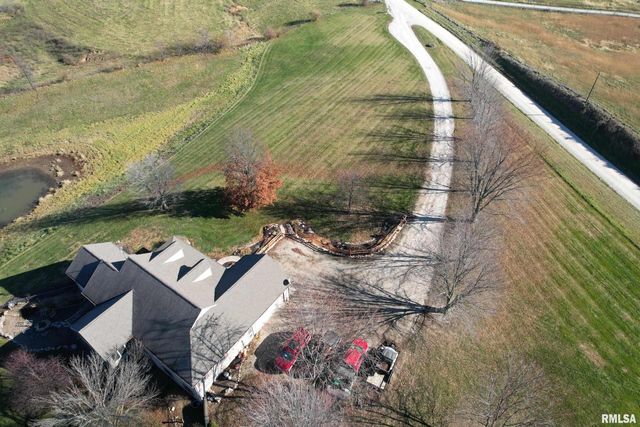 24080 287th Avenue, Barry, IL 62312