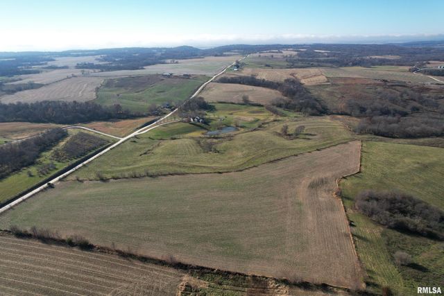 24080 287th Avenue, Barry, IL 62312