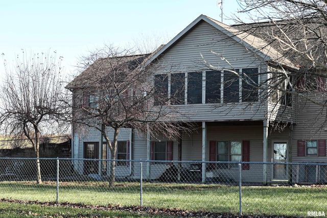 24080 287th Avenue, Barry, IL 62312