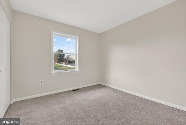 148 PALM LN, Lebanon, PA 17042
