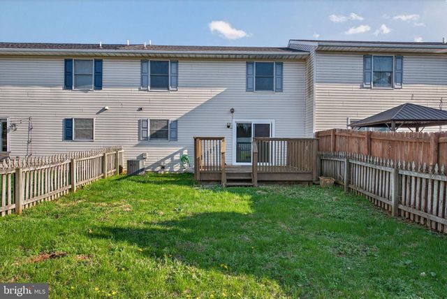 148 PALM LN, Lebanon, PA 17042
