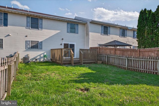 148 PALM LN, Lebanon, PA 17042