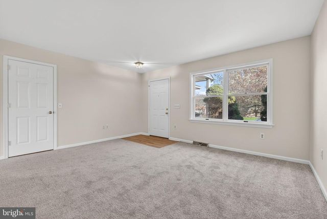 148 PALM LN, Lebanon, PA 17042