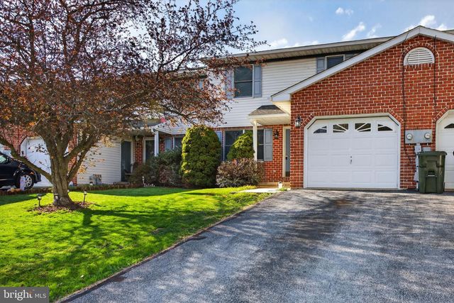 148 PALM LN, Lebanon, PA 17042