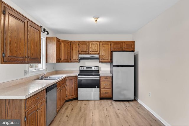 148 PALM LN, Lebanon, PA 17042