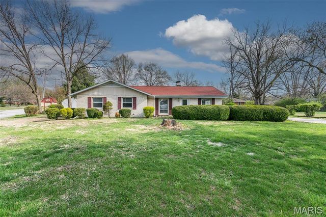 155 Troy Road, Collinsville, IL 62234