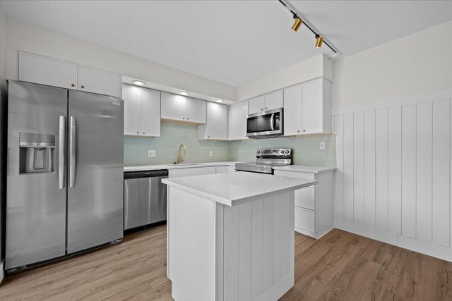 1417 14th Court, Palm Beach Gardens, FL 33410