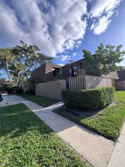 1417 14th Court, Palm Beach Gardens, FL 33410