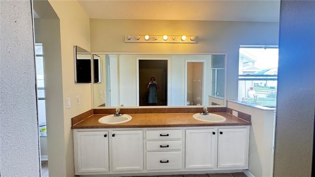 185 THORNBURY DRIVE, Kissimmee, FL 34744