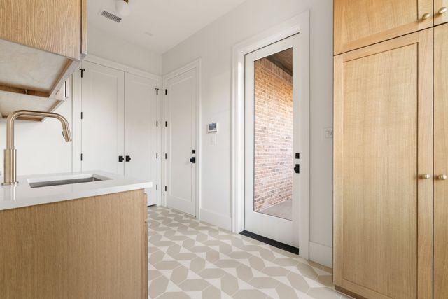 5901 Orchid Lane, Dallas, TX 75230