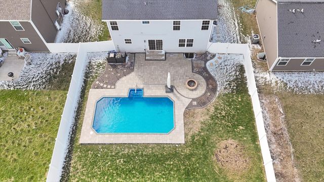 2008 Rylan Road, Mahomet, IL 61853