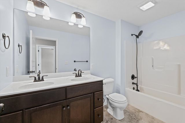 2008 Rylan Road, Mahomet, IL 61853