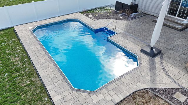 2008 Rylan Road, Mahomet, IL 61853