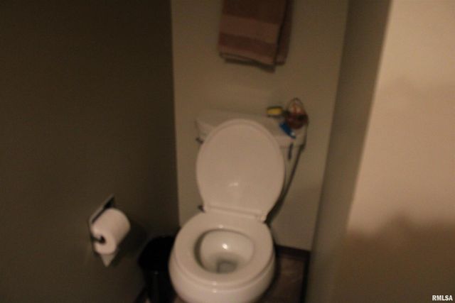 3542 Cedarview Ct Court 3542, Bettendorf, IA 52722