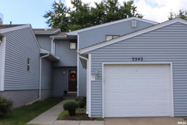 3542 Cedarview Ct Court 3542, Bettendorf, IA 52722