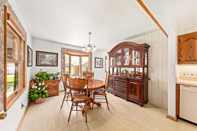 5525 W Leroy AVENUE, Milwaukee, WI 53220