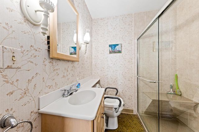 5525 W Leroy AVENUE, Milwaukee, WI 53220