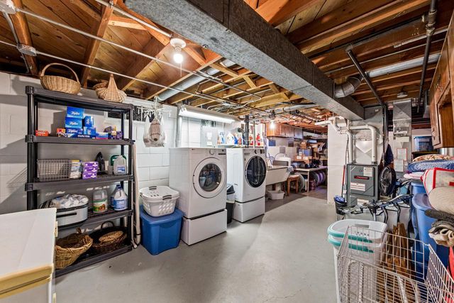 5525 W Leroy AVENUE, Milwaukee, WI 53220