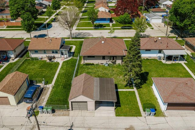 5525 W Leroy AVENUE, Milwaukee, WI 53220