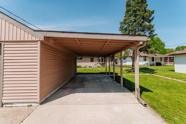 5525 W Leroy AVENUE, Milwaukee, WI 53220