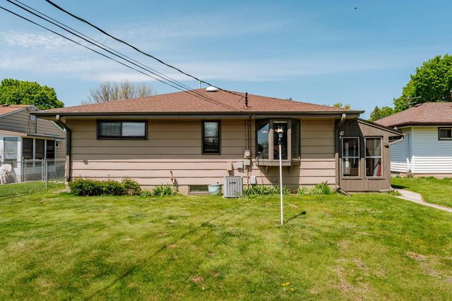 5525 W Leroy AVENUE, Milwaukee, WI 53220