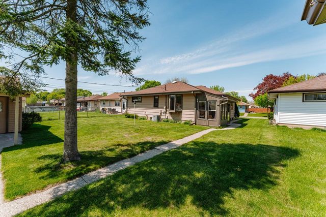 5525 W Leroy AVENUE, Milwaukee, WI 53220