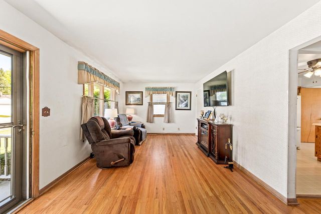 5525 W Leroy AVENUE, Milwaukee, WI 53220