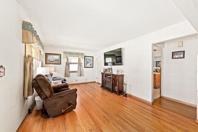 5525 W Leroy AVENUE, Milwaukee, WI 53220