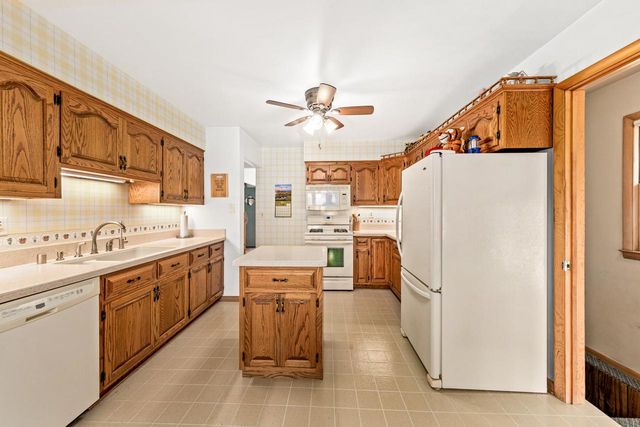 5525 W Leroy AVENUE, Milwaukee, WI 53220