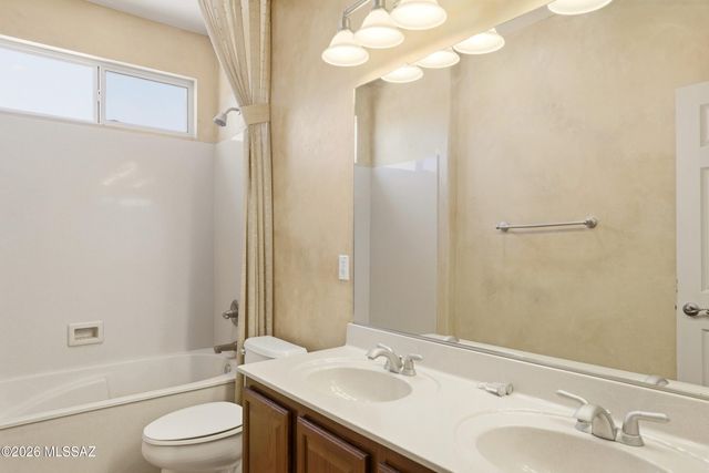 792 W Paseo Celestial, Sahuarita, AZ 85629