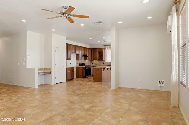 792 W Paseo Celestial, Sahuarita, AZ 85629