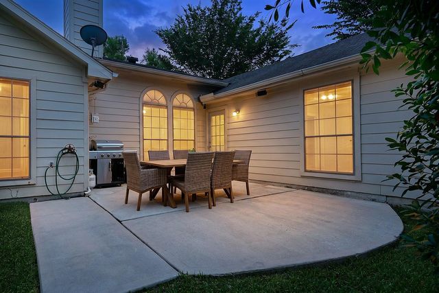 722 W Clady Drive, Spring, TX 77386