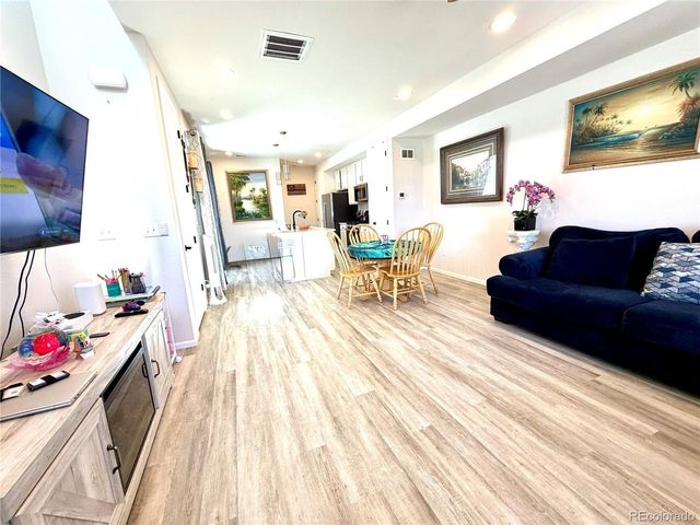 22876 E Tufts Pl A, Aurora, CO 80015