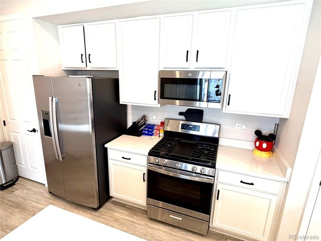 22876 E Tufts Pl A, Aurora, CO 80015