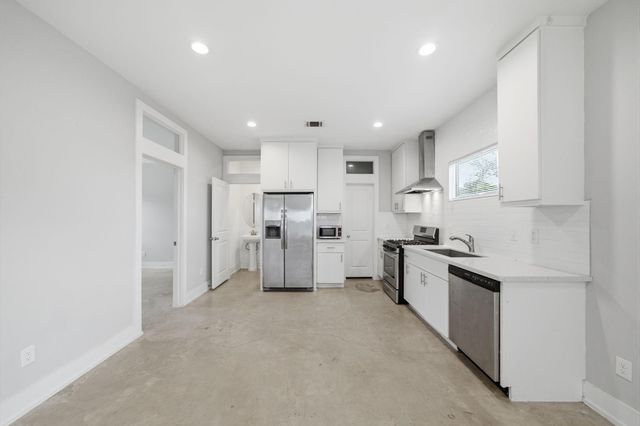 603 Edgewood Street B, Houston, TX 77023