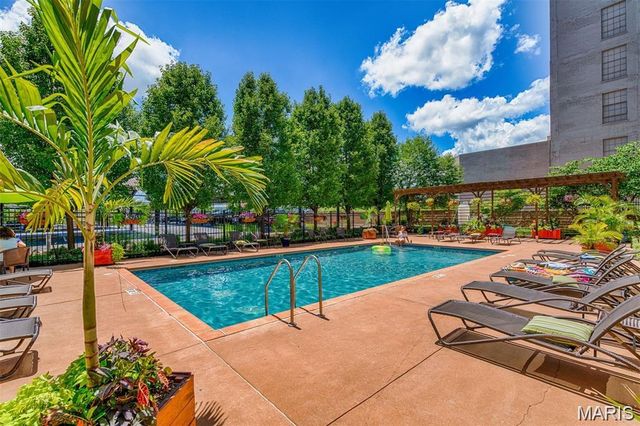 4100 Forest Park Avenue 203, St Louis, MO 63108