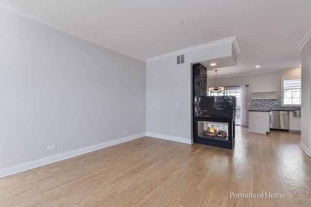 850 Shandrew Drive, Naperville, IL 60540