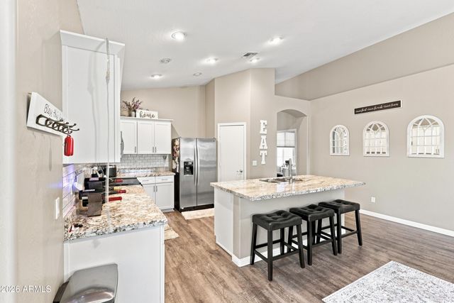 7625 W NORTHVIEW Avenue, Glendale, AZ 85303