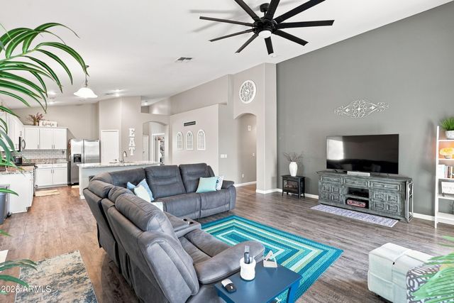 7625 W NORTHVIEW Avenue, Glendale, AZ 85303